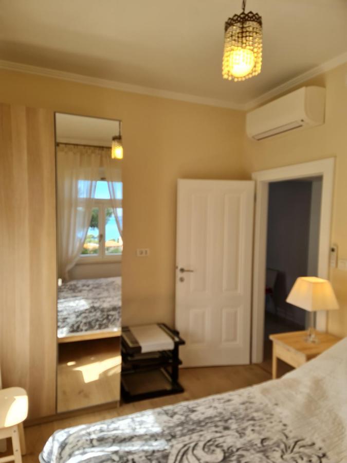 Villa Jure - Apartment Mirjana Lovran Extérieur photo